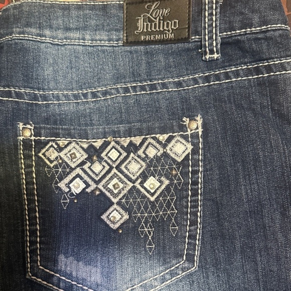 138.  Love Indigo Women's Embroidered Blue Jean Shorts